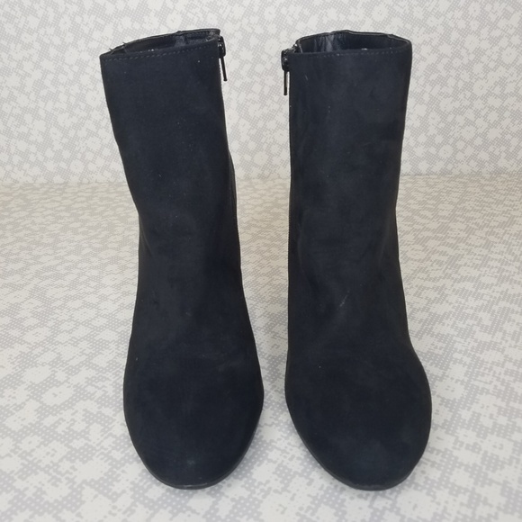 Report Sierra Black Embroidered Heel Suede Booties - Picture 2 of 8